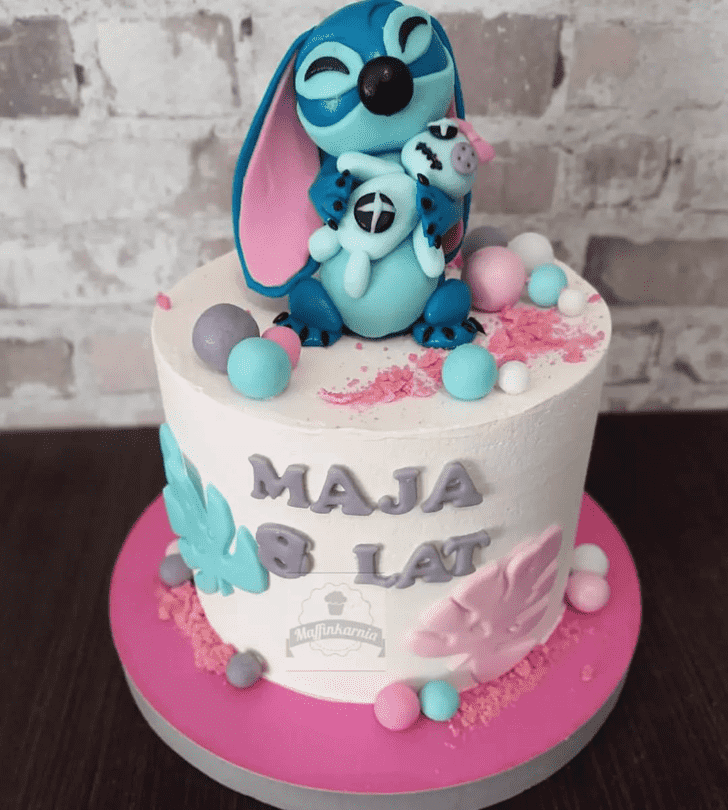 Delicate Stitch Cake