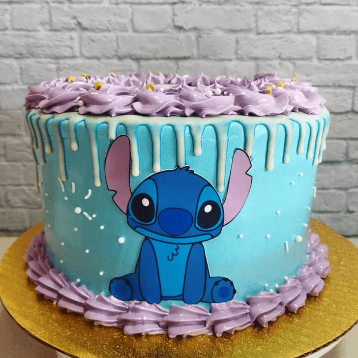 Grand Stitch Cake