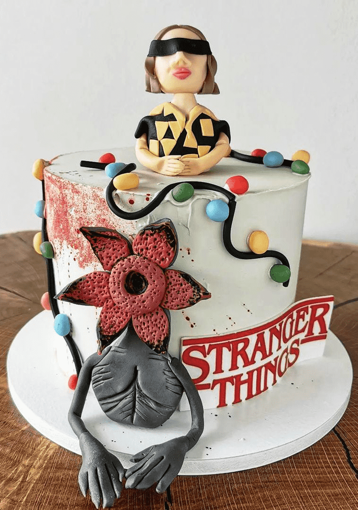 Pleasing Stranger Things Cake