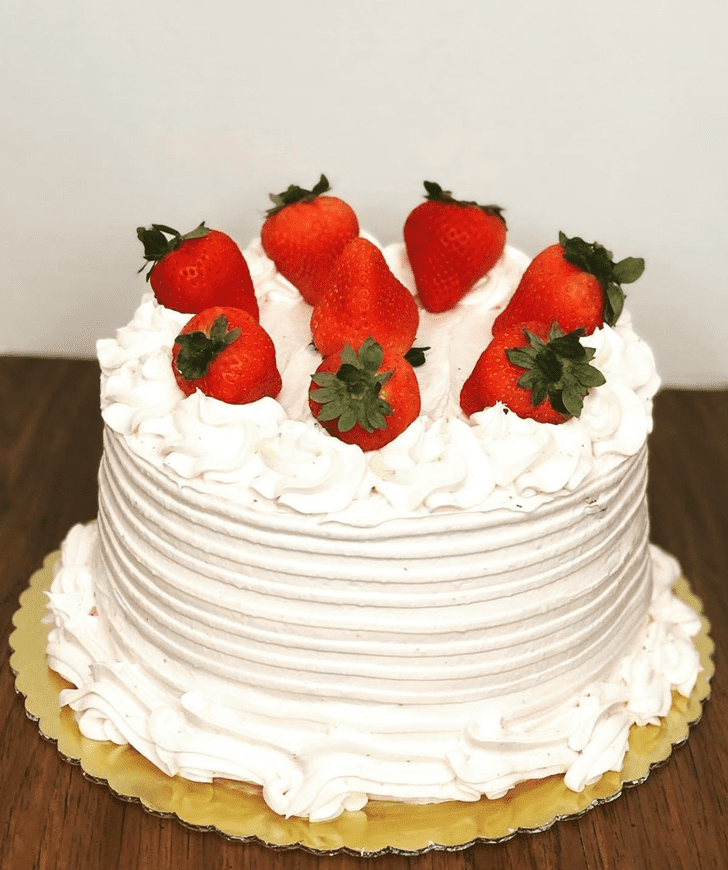 Delightful Strawberry Cake
