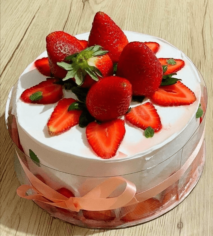 Excellent Strawberry Cake