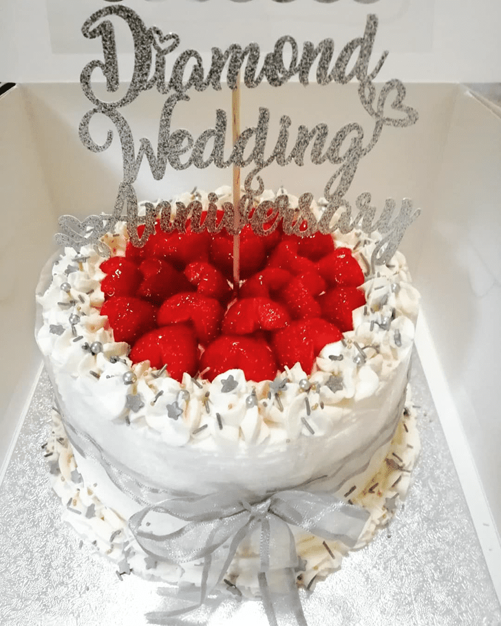 Good Looking Strawberry Cake
