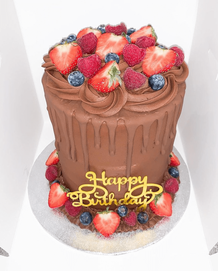 Wonderful Strawberry Cake Design