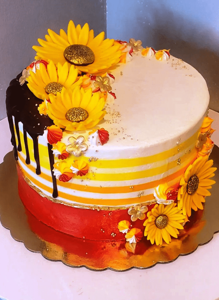 Grand Sunflower Cake
