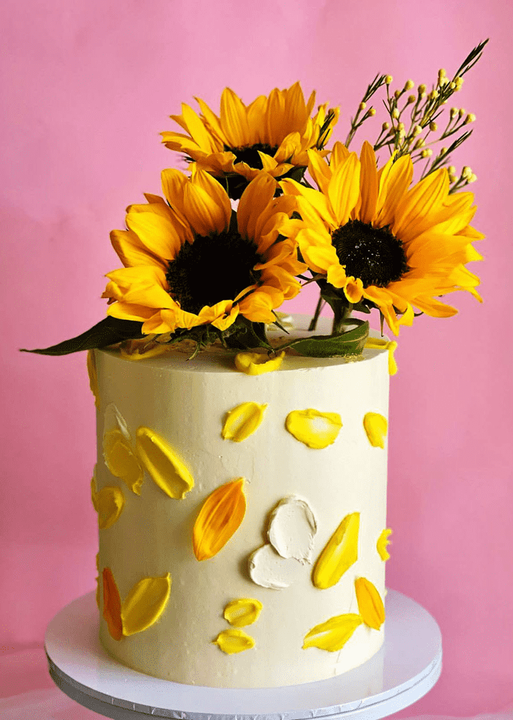 Marvelous Sunflower Cake