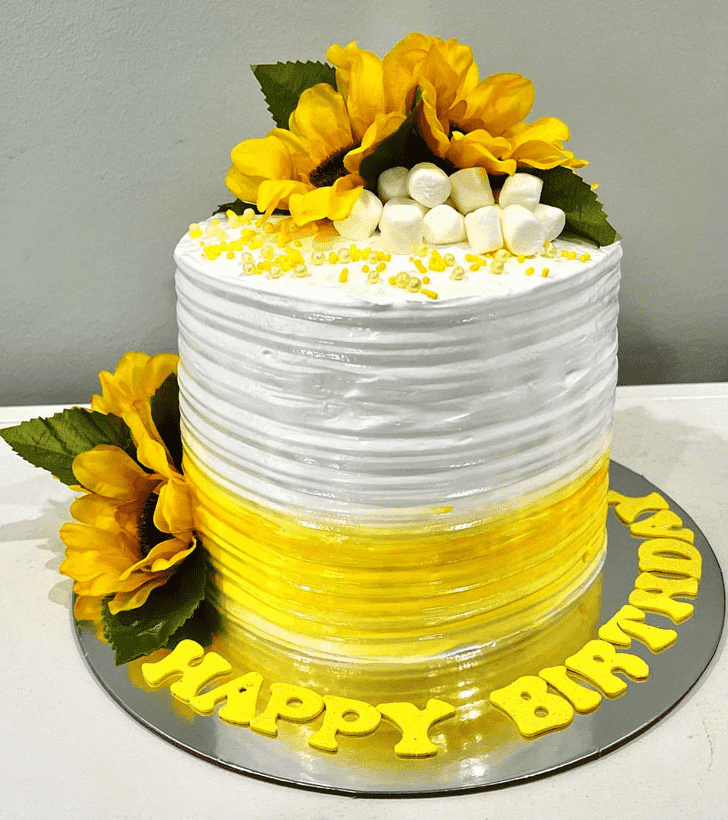 Pleasing Sunflower Cake