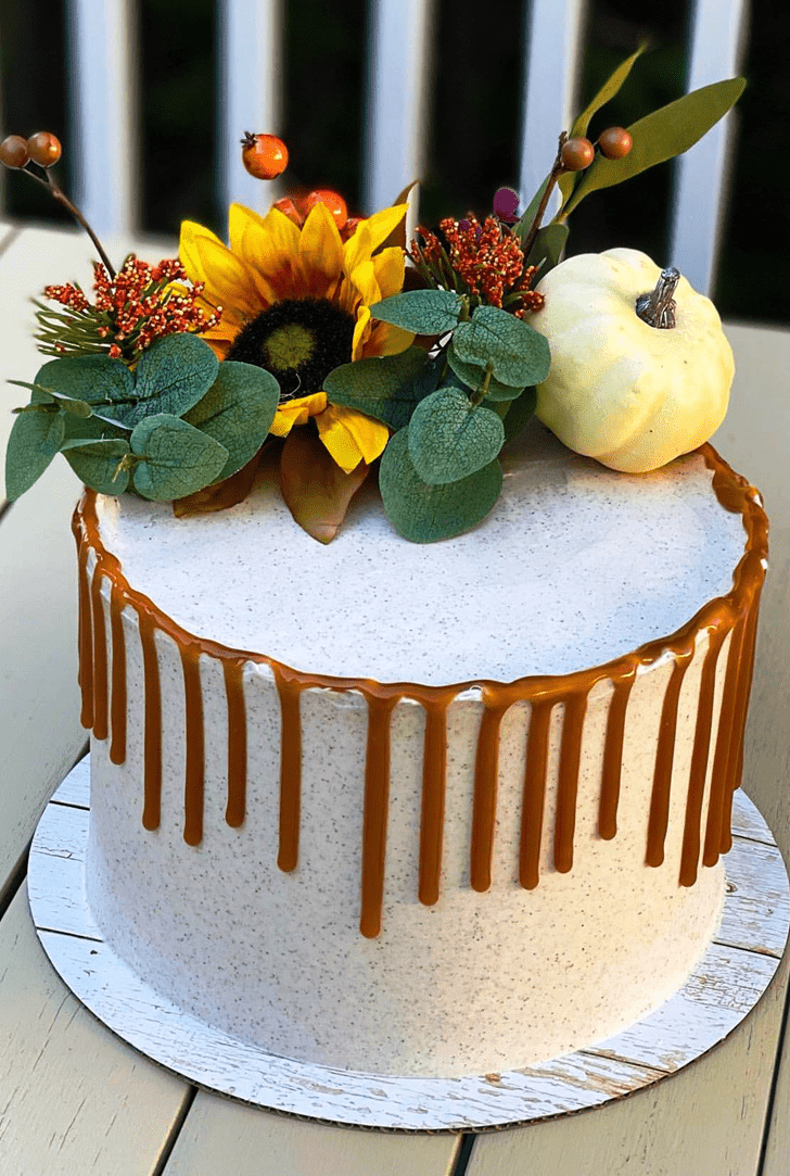 Pretty Sunflower Cake