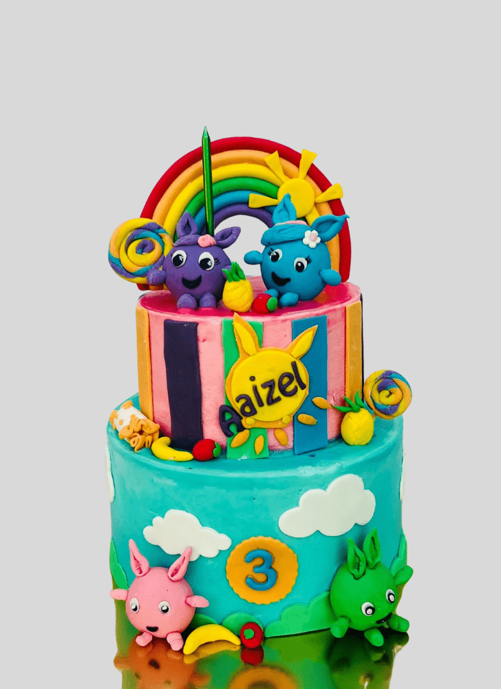 Delightful Sunny Bunnies Cake