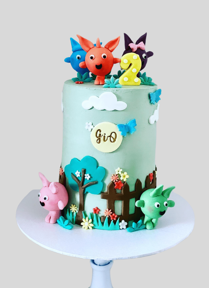 Splendid Sunny Bunnies Cake