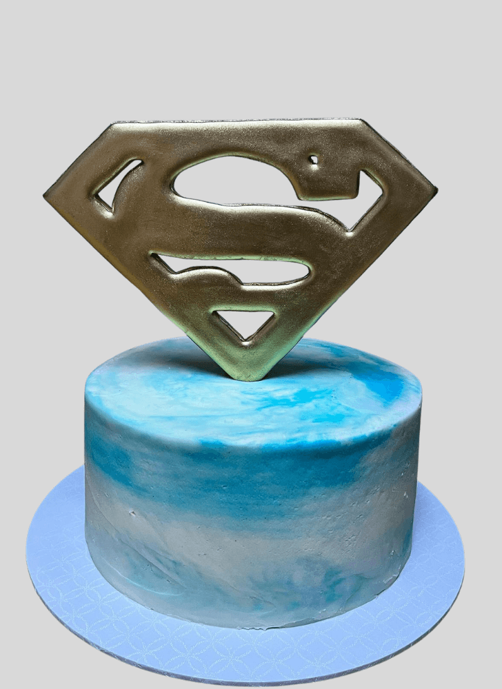 Splendid Superman Cake