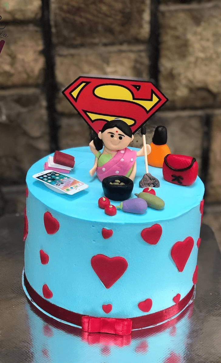 Adorable Supermom Cake