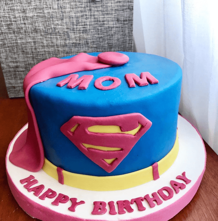 Comely Supermom Cake