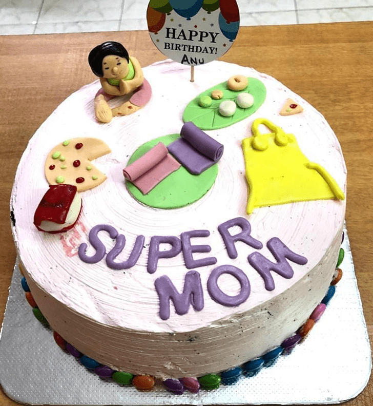Cute Supermom Cake