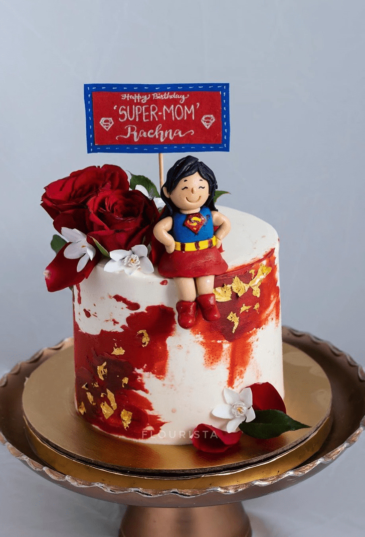 Lovely Supermom Cake Design