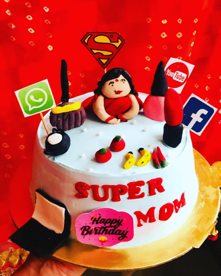 Nice Supermom Cake
