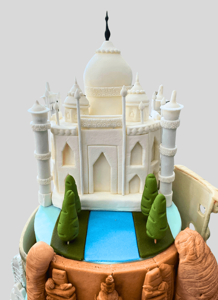 Gorgeous Taj Mahal Cake