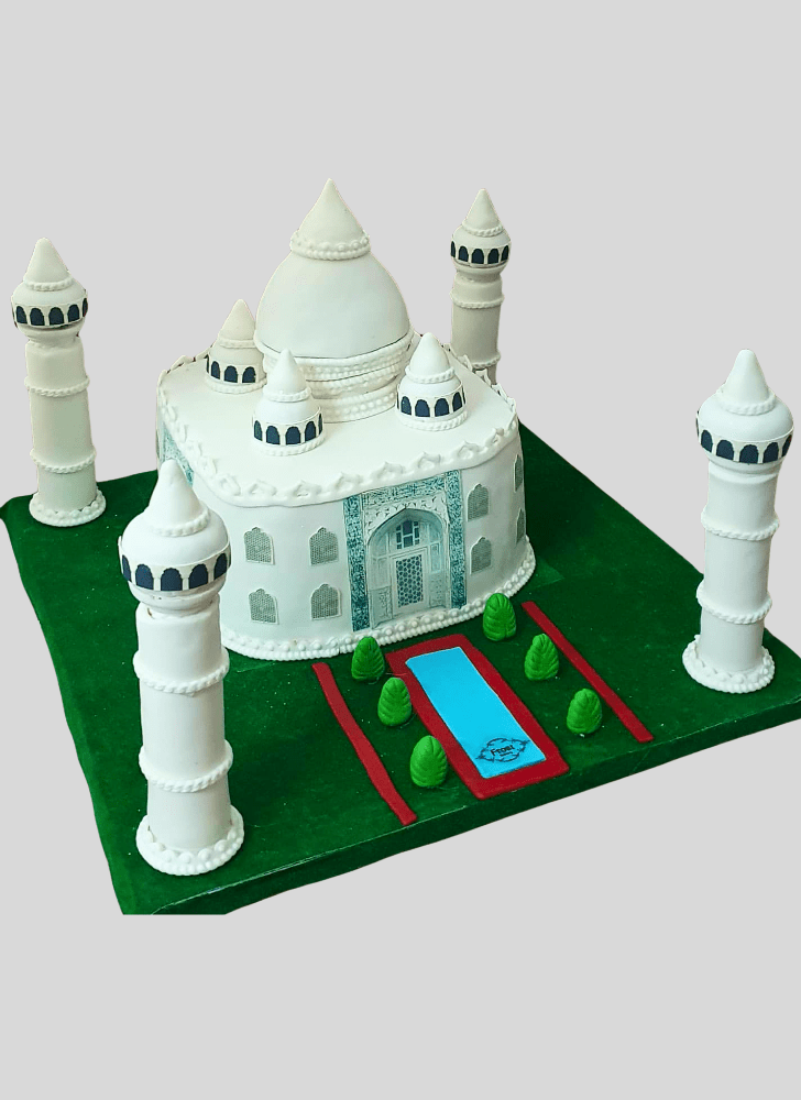 Grand Taj Mahal Cake