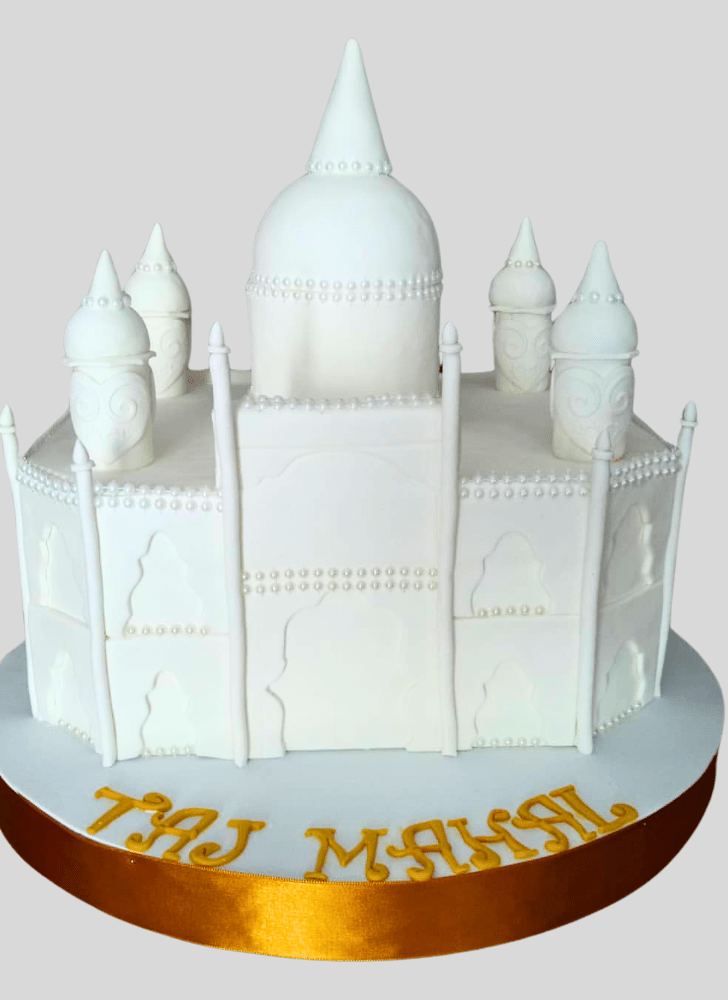 Mesmeric Taj Mahal Cake