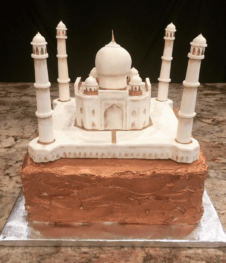 Angelic Taj Mahal Cake