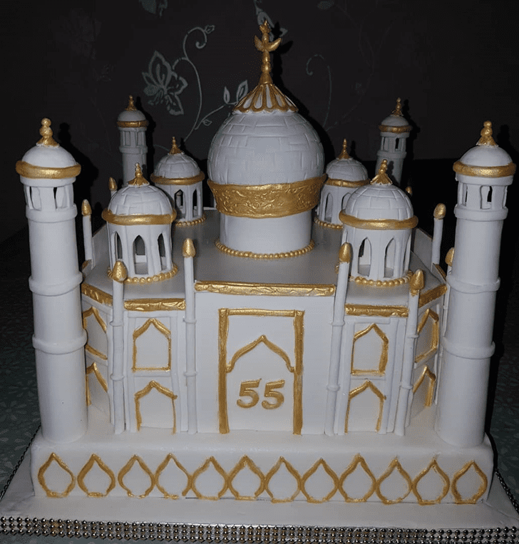 Cute Taj Mahal Cake