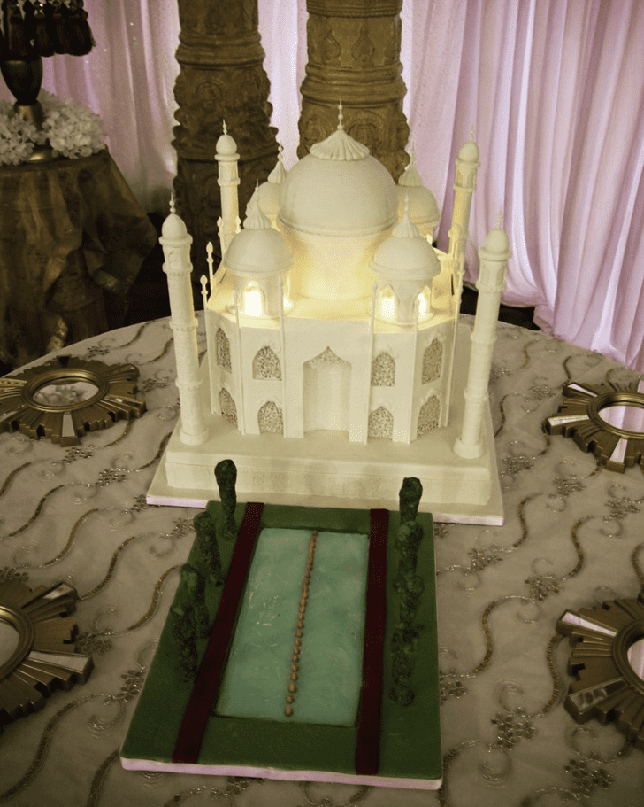 Fetching Taj Mahal Cake