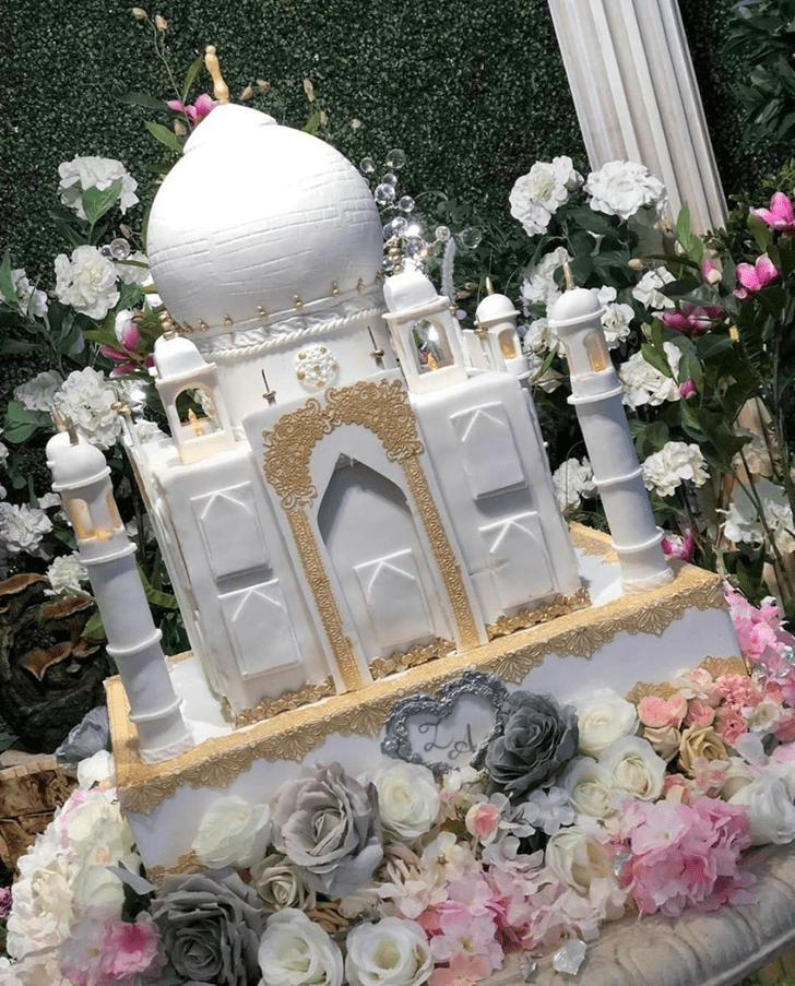 Good Looking Taj Mahal Cake