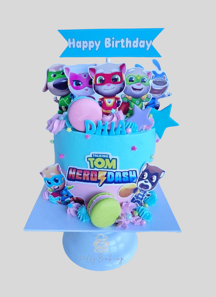 Pleasing Talking Tom Cake