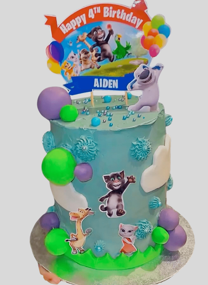 Pretty Talking Tom Cake