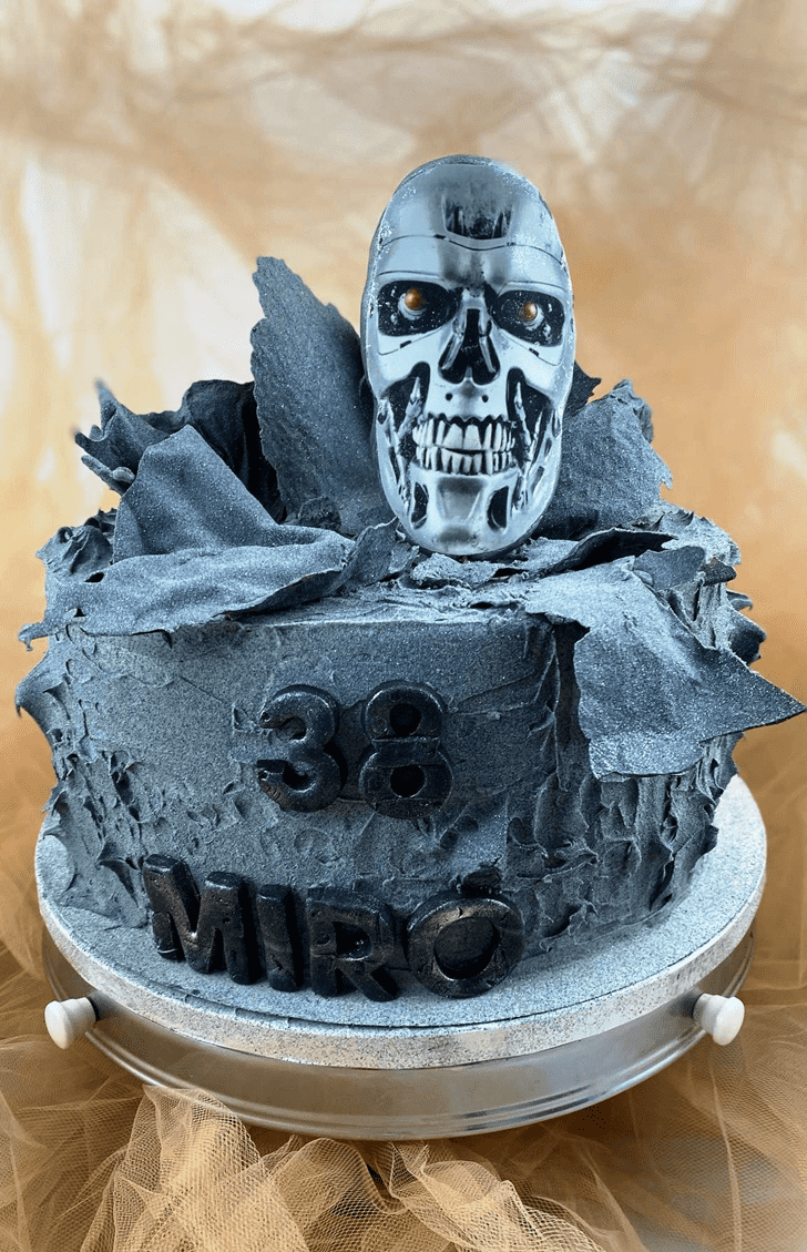 Grand The Terminator Cake