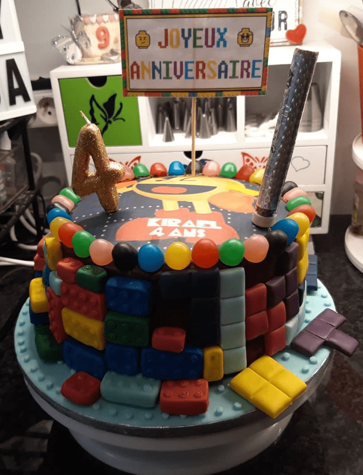 Graceful Tetris Cake