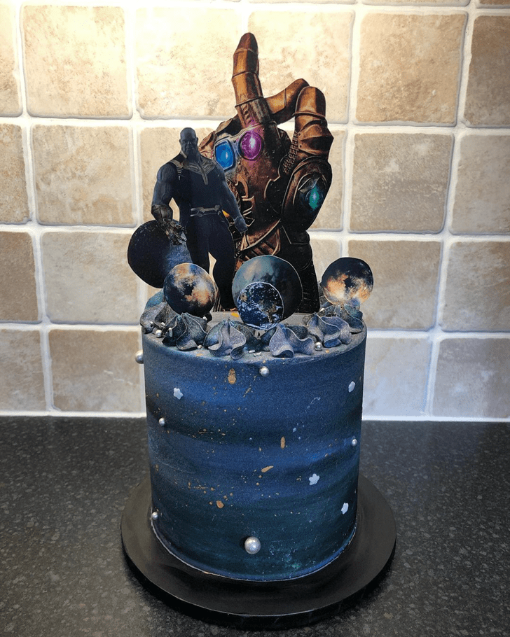 Mesmeric Thanos Cake