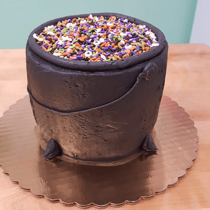 Fascinating The Black Cauldron Cake