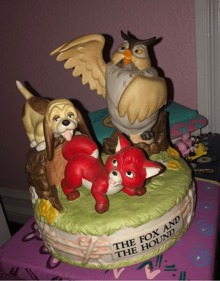 Alluring The Fox and the Hound Cake