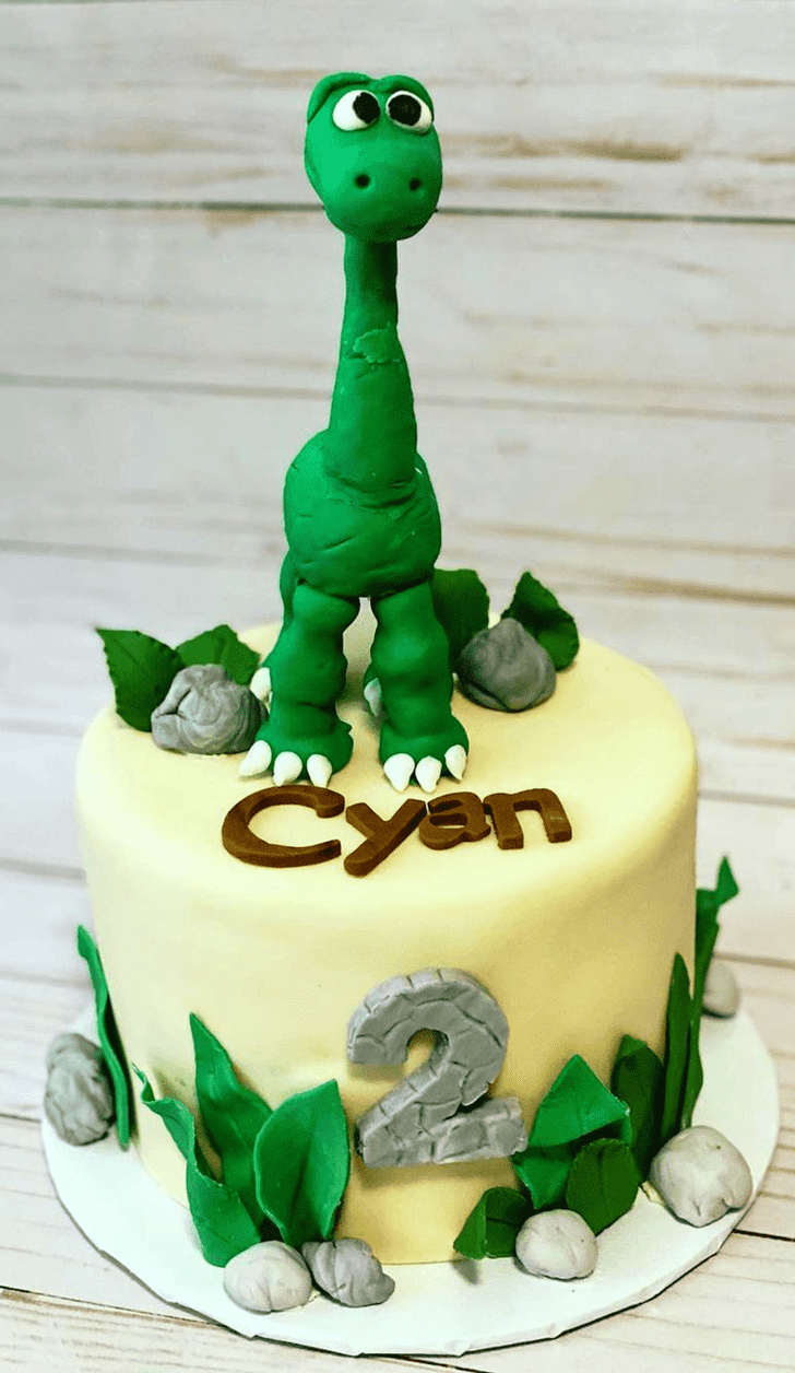 Pleasing The Good Dinosaur Cake