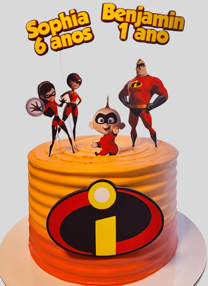 Enthralling The Incredibles Cake