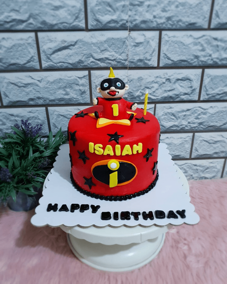 Delicate The Incredibles Cake