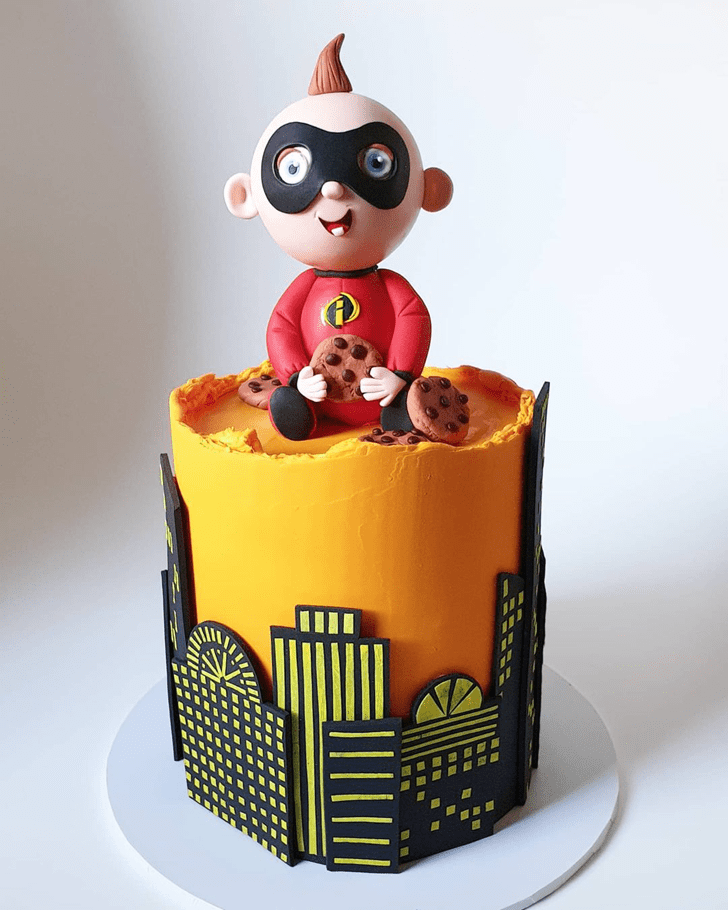 Pretty The Incredibles Cake