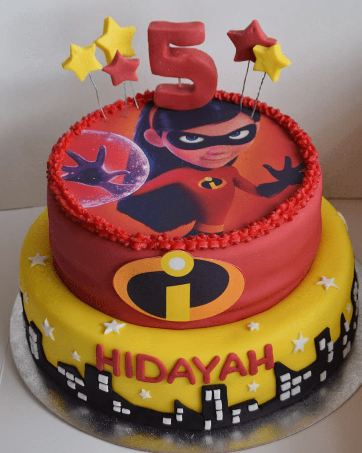 Stunning The Incredibles Cake