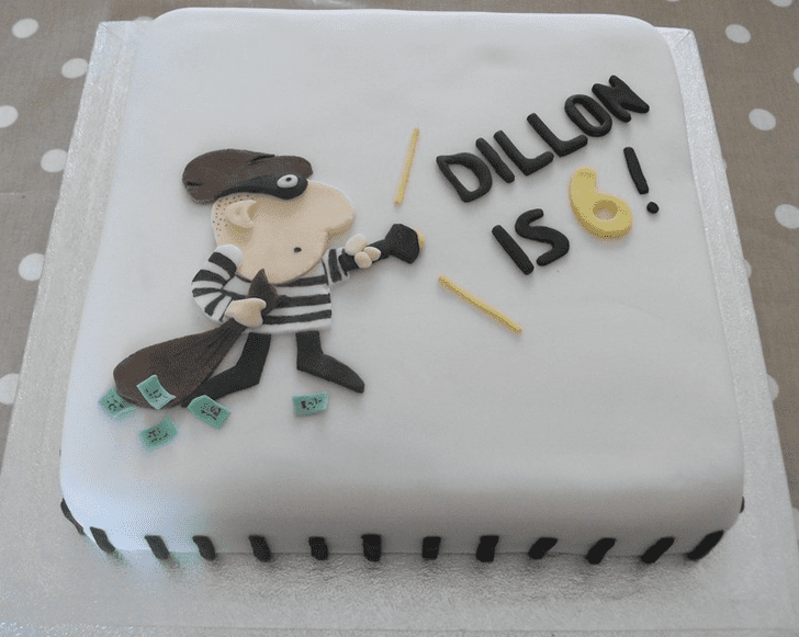 Appealing Thief Cake