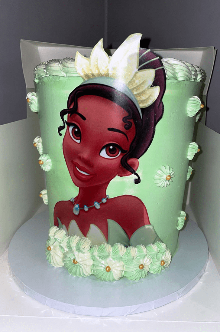 Resplendent Tiana Cake