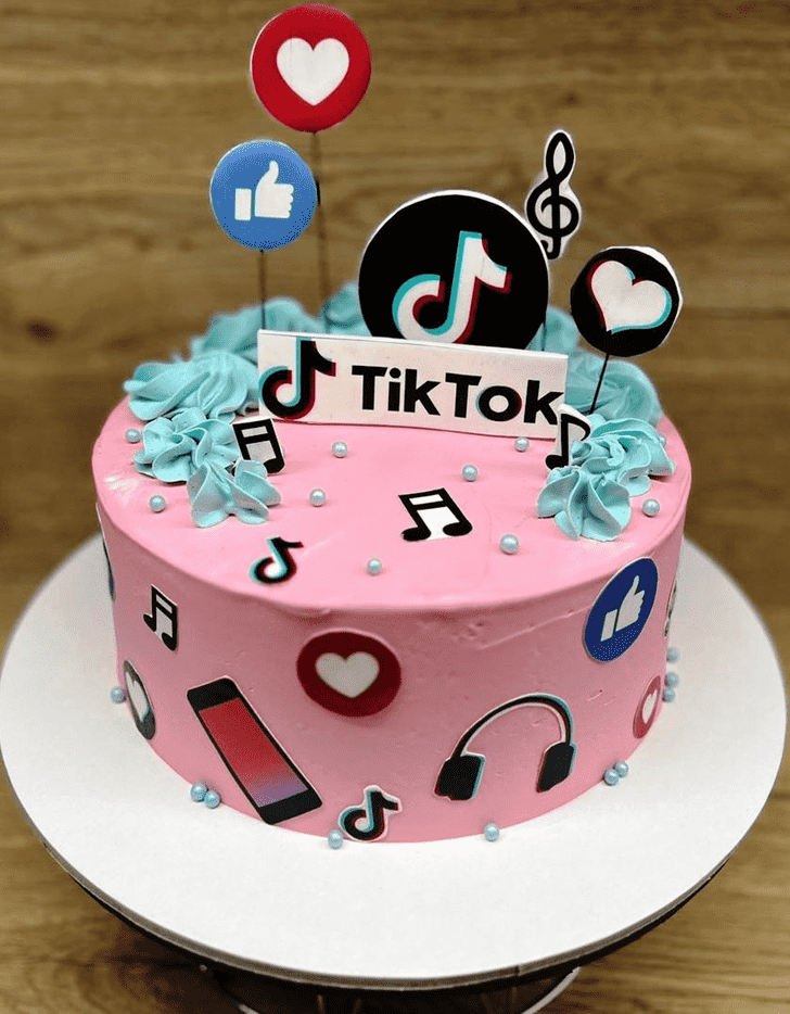 Cute Tiktok Cake