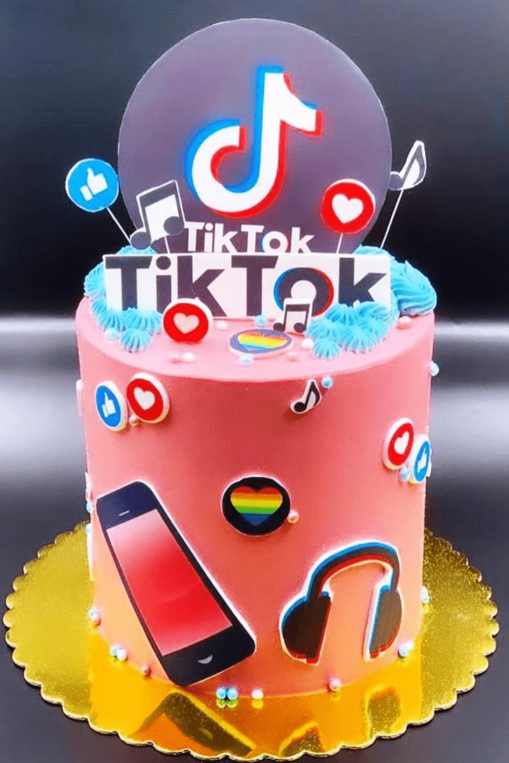 Wonderful Tiktok Cake Design