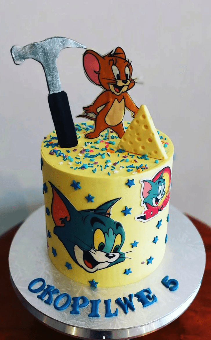 Angelic Tom and Jerry Cake