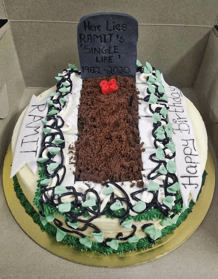 Splendid Tombstone Cake