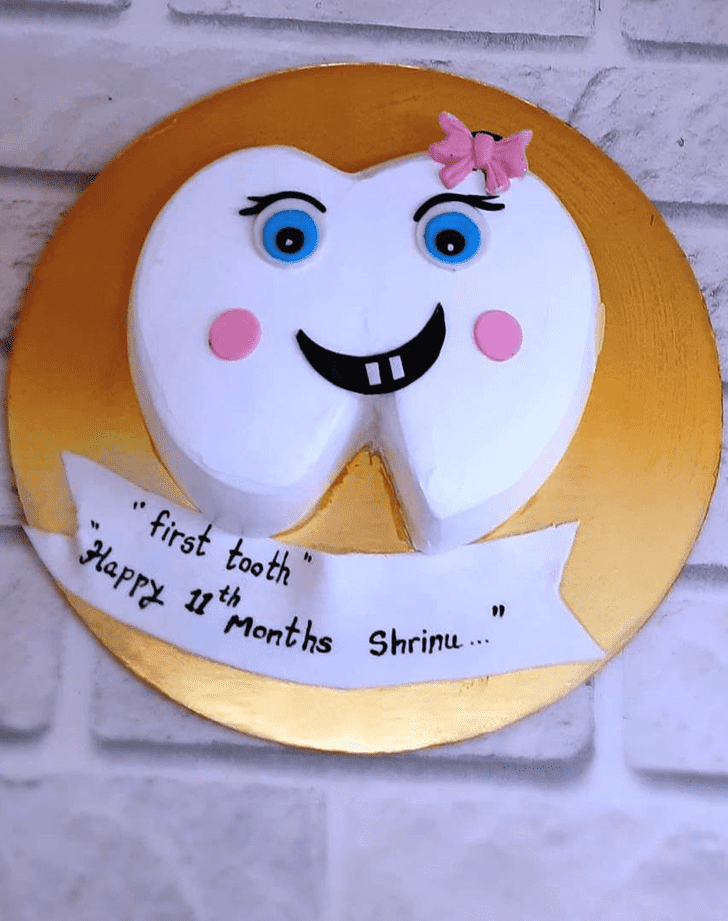 Appealing Tooth Cake
