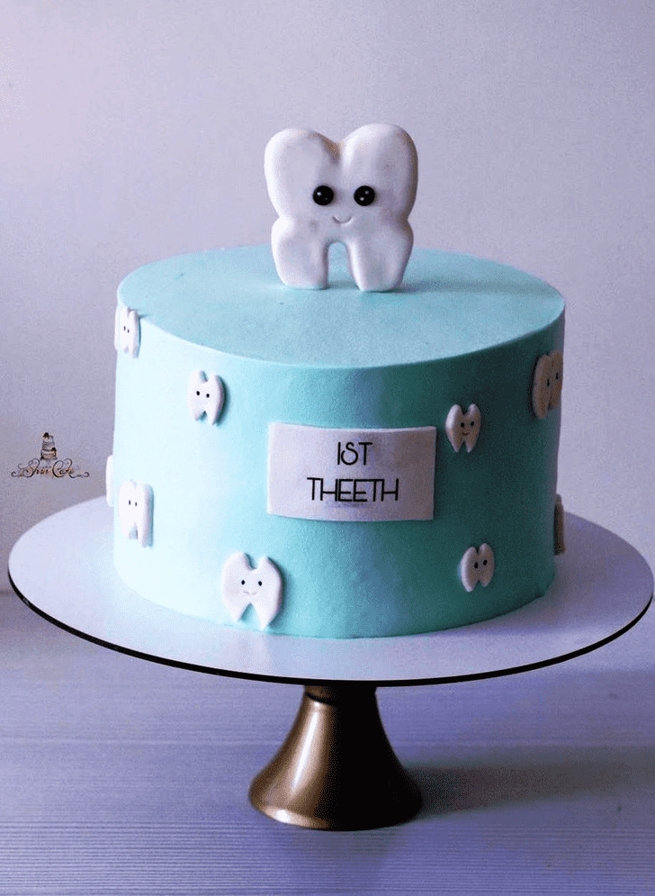Graceful Tooth Cake