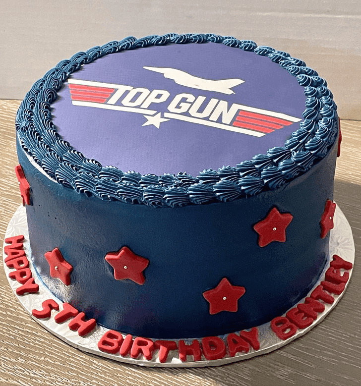 Splendid Top Gun Cake