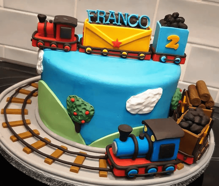 Resplendent Traine Cake