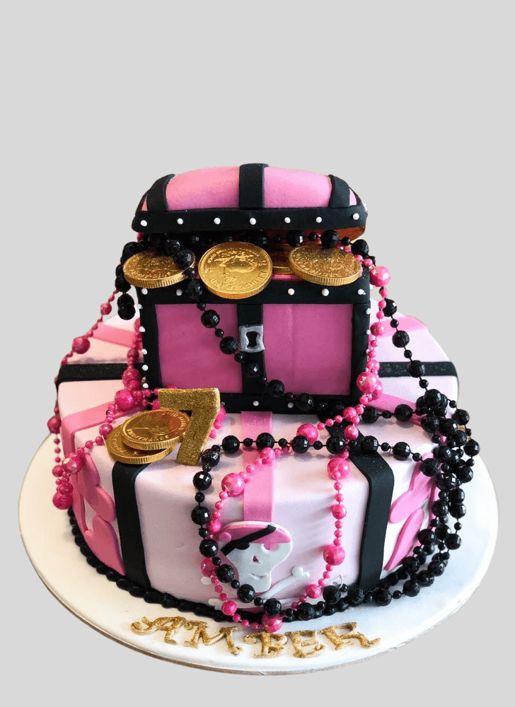 Comely Treasure Cake