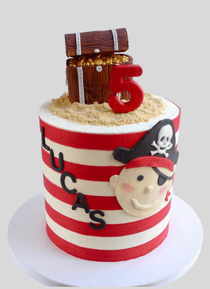 Resplendent Treasure Cake